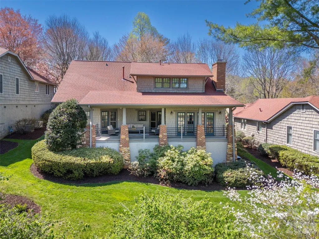 19 Lacoste Drive Hendersonville NC 28739