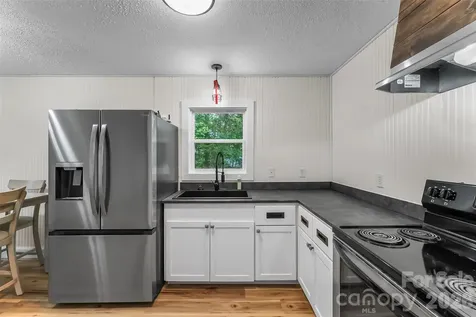 825 S Creek Road Nebo NC 28761