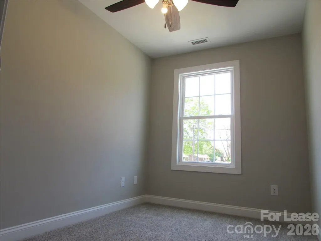 1094 20th Street NE Hickory NC 28601