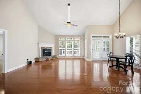 10149 Linksland Drive Huntersville NC 28078