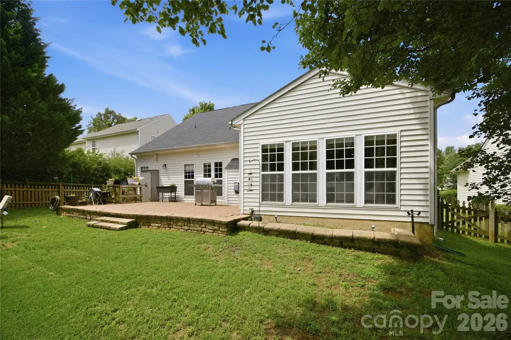 10010 Spring Park Drive Charlotte NC 28269