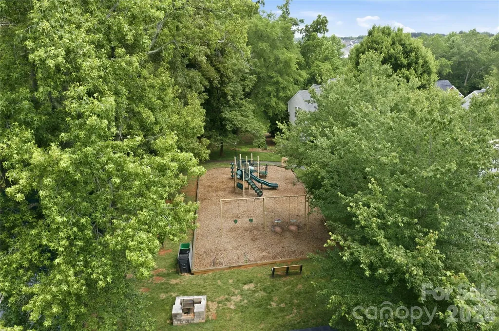 10010 Spring Park Drive Charlotte NC 28269