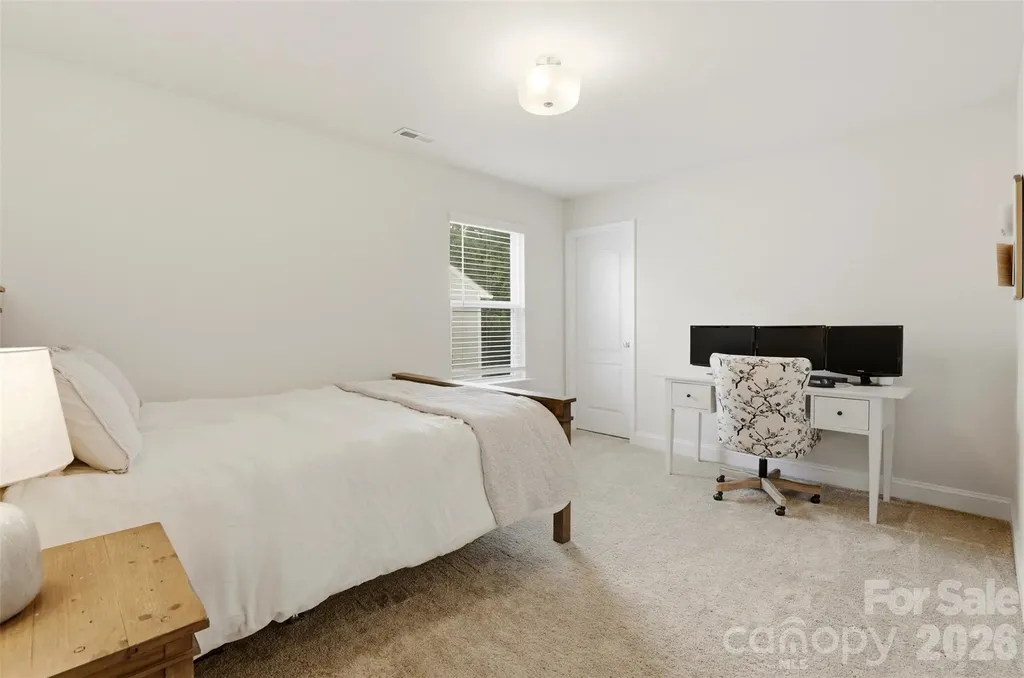 11511 Oakhampton Way Matthews NC 28105