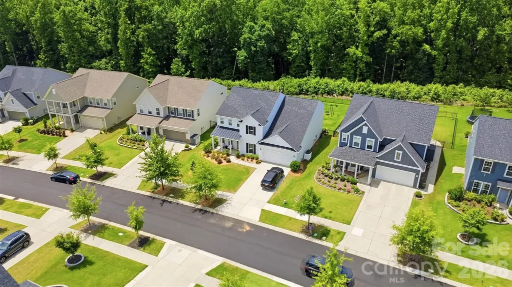 11511 Oakhampton Way Matthews NC 28105