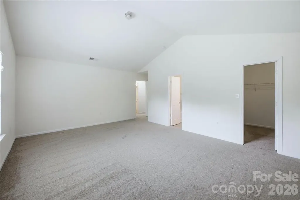 7143 Wandering Creek Drive Charlotte NC 28216