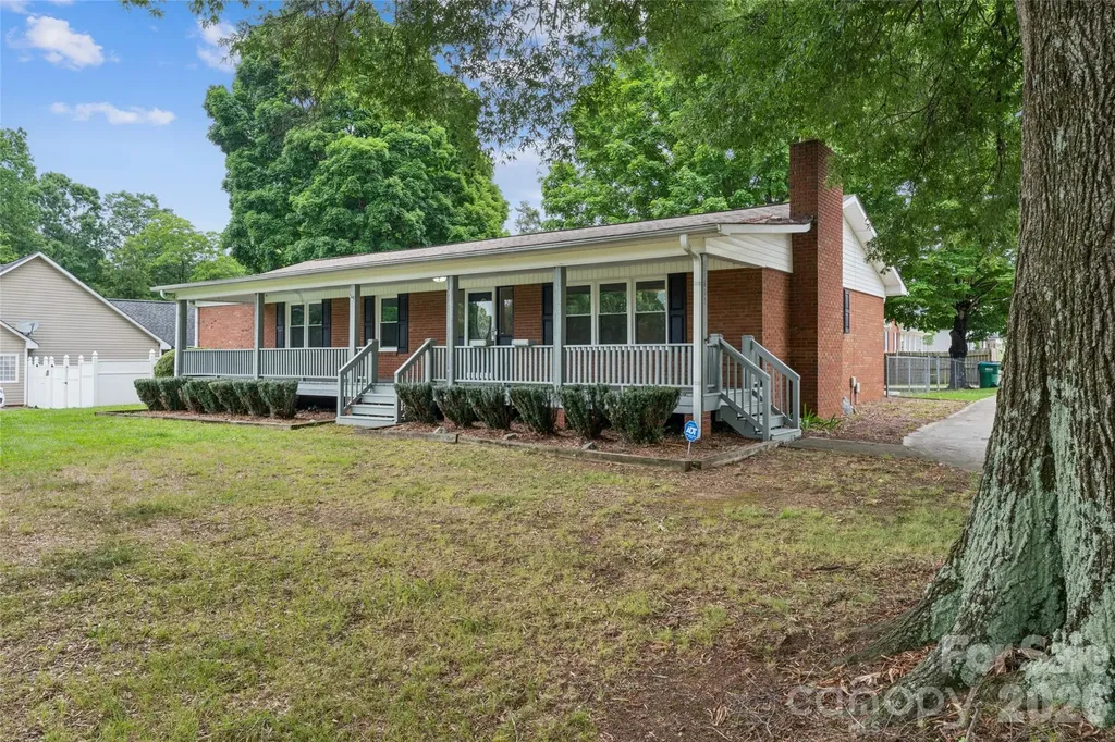 615 W 5th Street Landis NC 28088