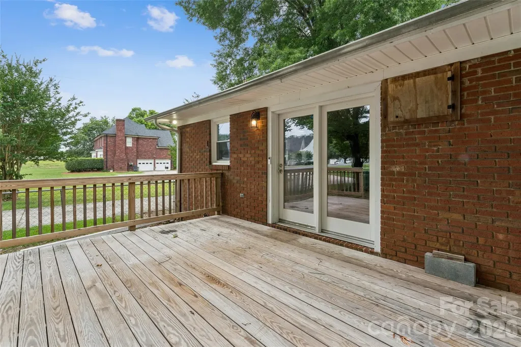 615 W 5th Street Landis NC 28088