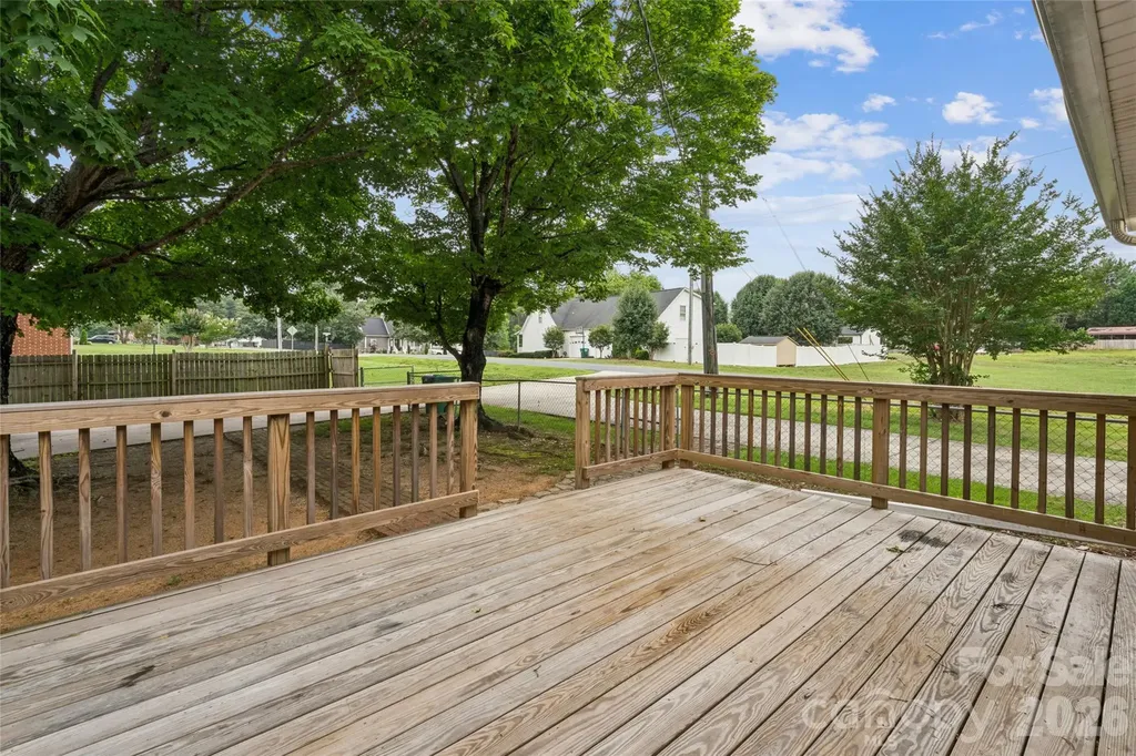 615 W 5th Street Landis NC 28088