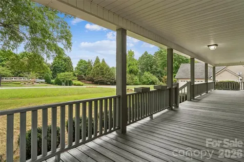 615 W 5th Street Landis NC 28088