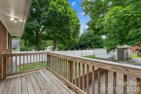 615 W 5th Street Landis NC 28088