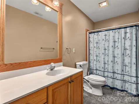 40 Deer Ridge Road Mills River NC 28759