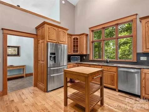 40 Deer Ridge Road Mills River NC 28759