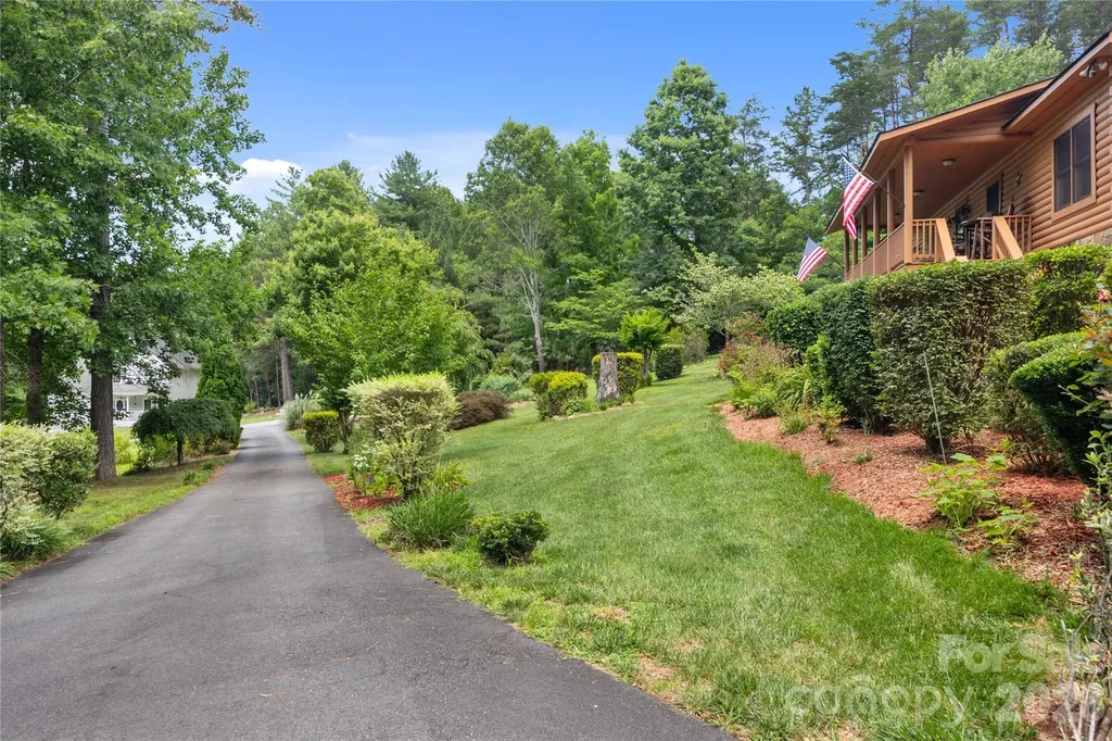 214 Harbor Ridge Drive Connelly Springs NC 28612