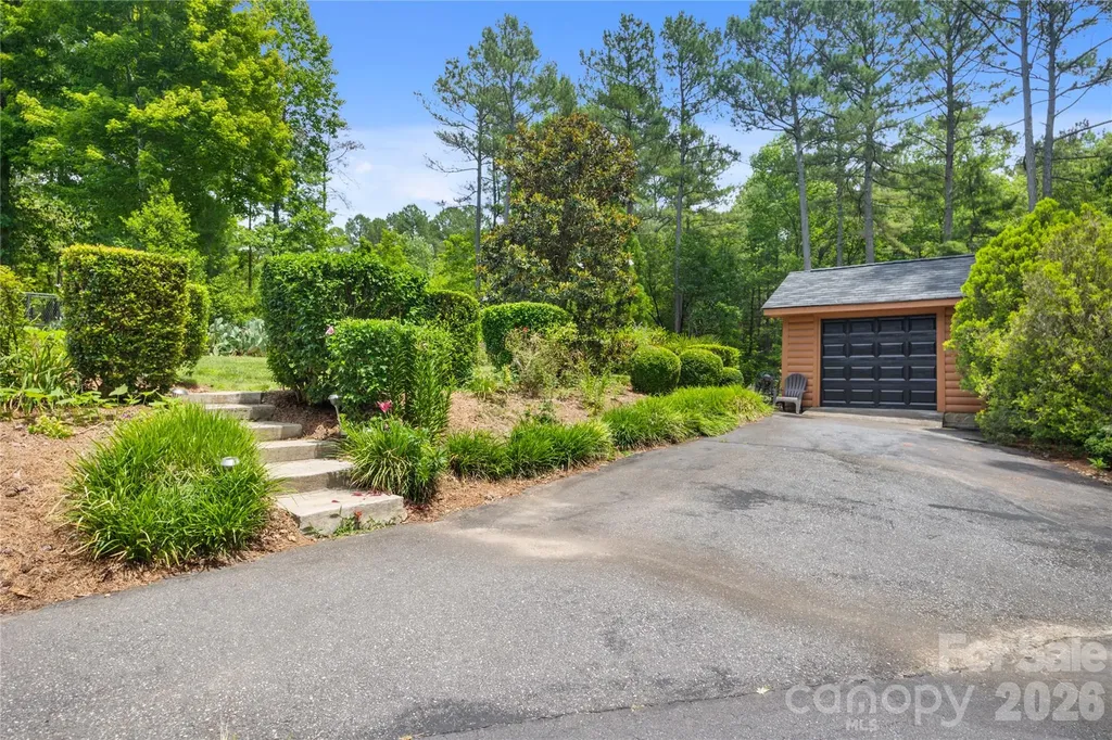 214 Harbor Ridge Drive Connelly Springs NC 28612