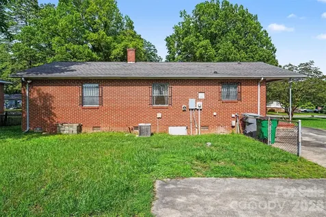 400 Briarwood Drive Charlotte NC 28215