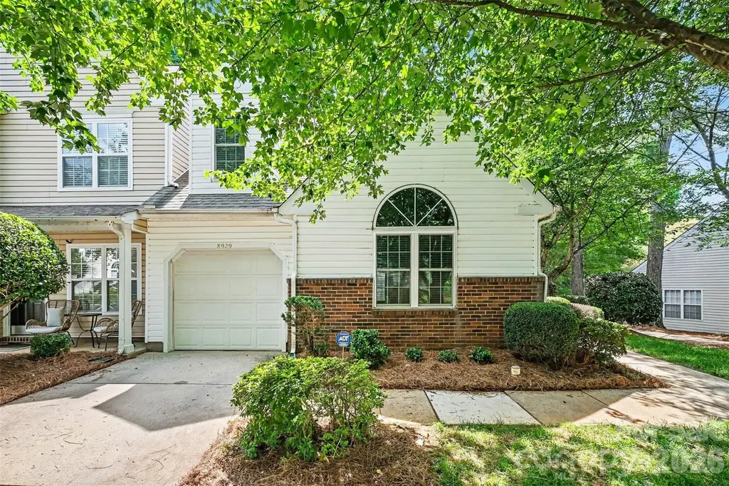 8929 Scotch Heather Way Charlotte NC 28277