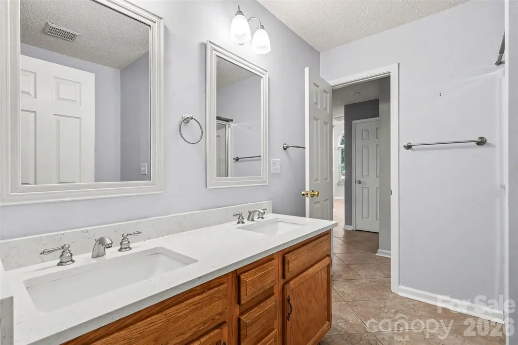 8929 Scotch Heather Way Charlotte NC 28277