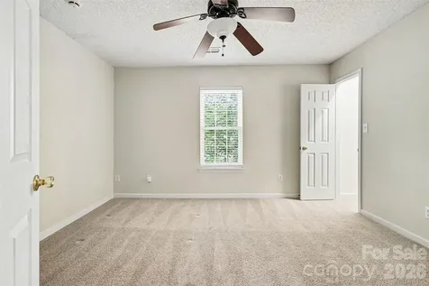 8929 Scotch Heather Way Charlotte NC 28277