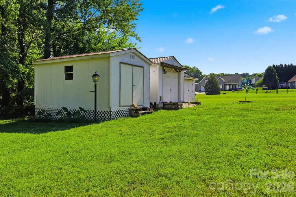 1604 Sugarfarm Road Catawba NC 28609