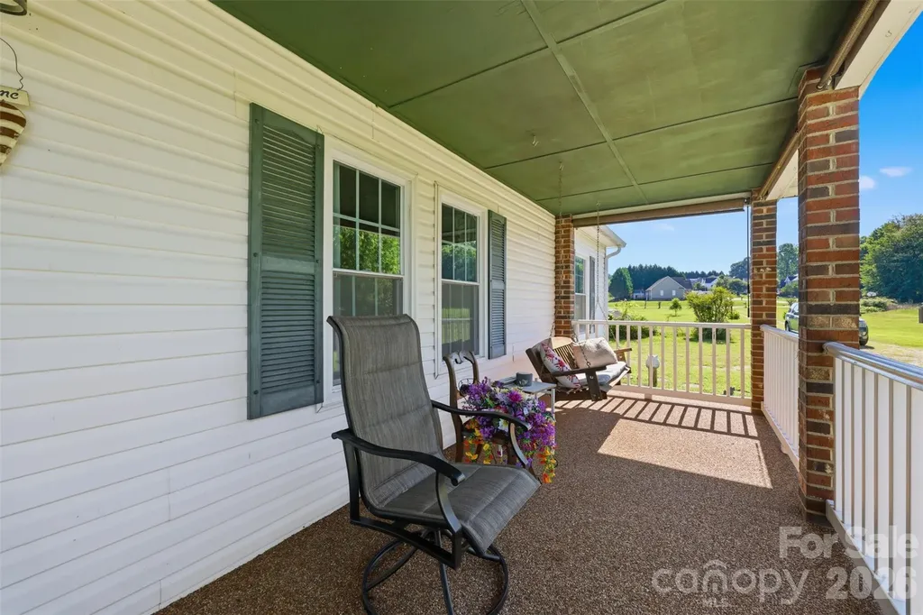 1604 Sugarfarm Road Catawba NC 28609