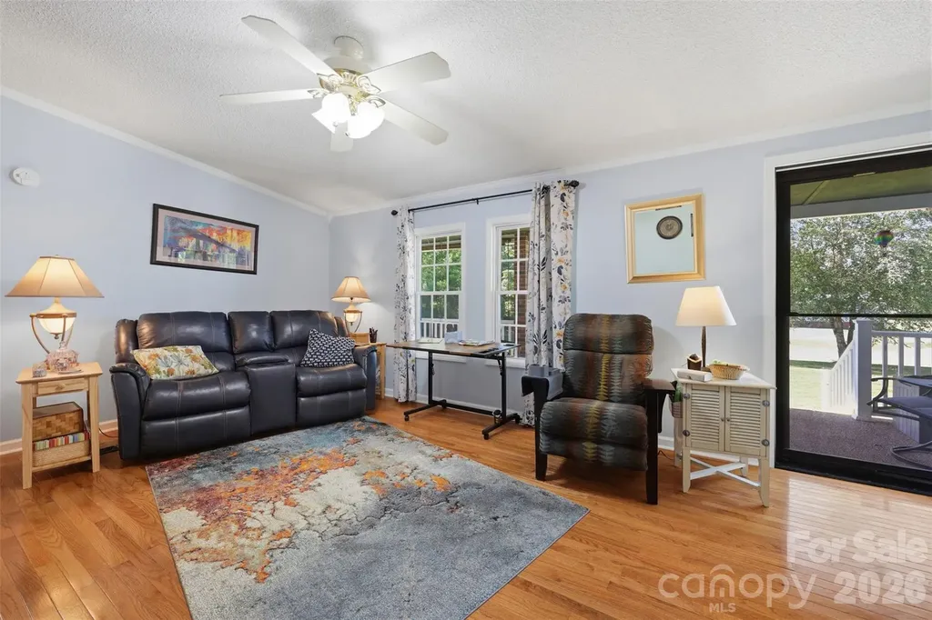 1604 Sugarfarm Road Catawba NC 28609