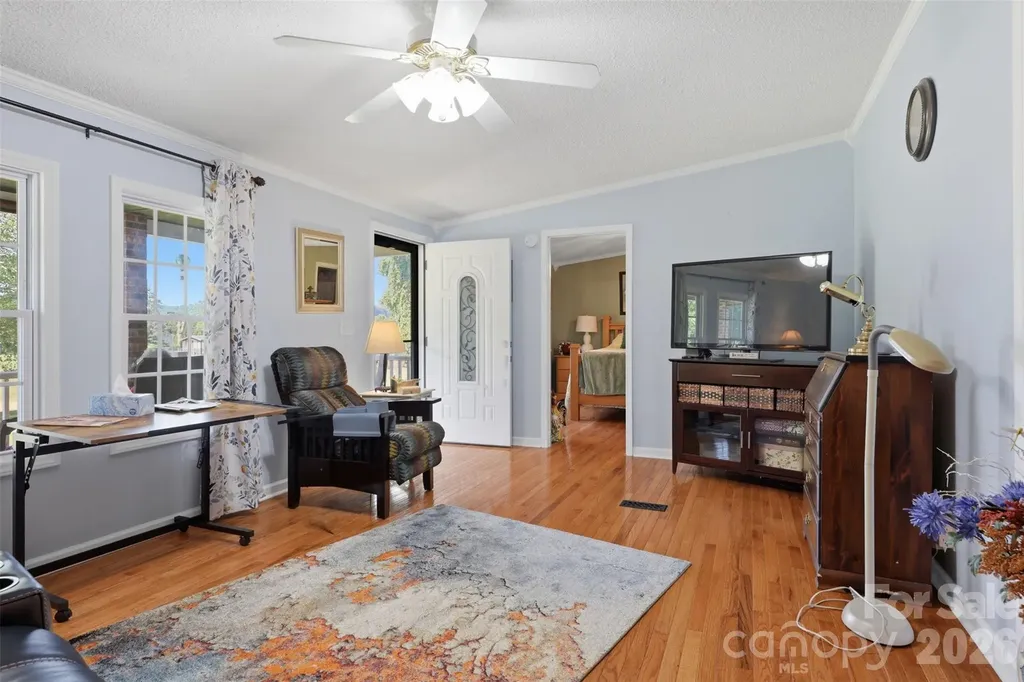 1604 Sugarfarm Road Catawba NC 28609
