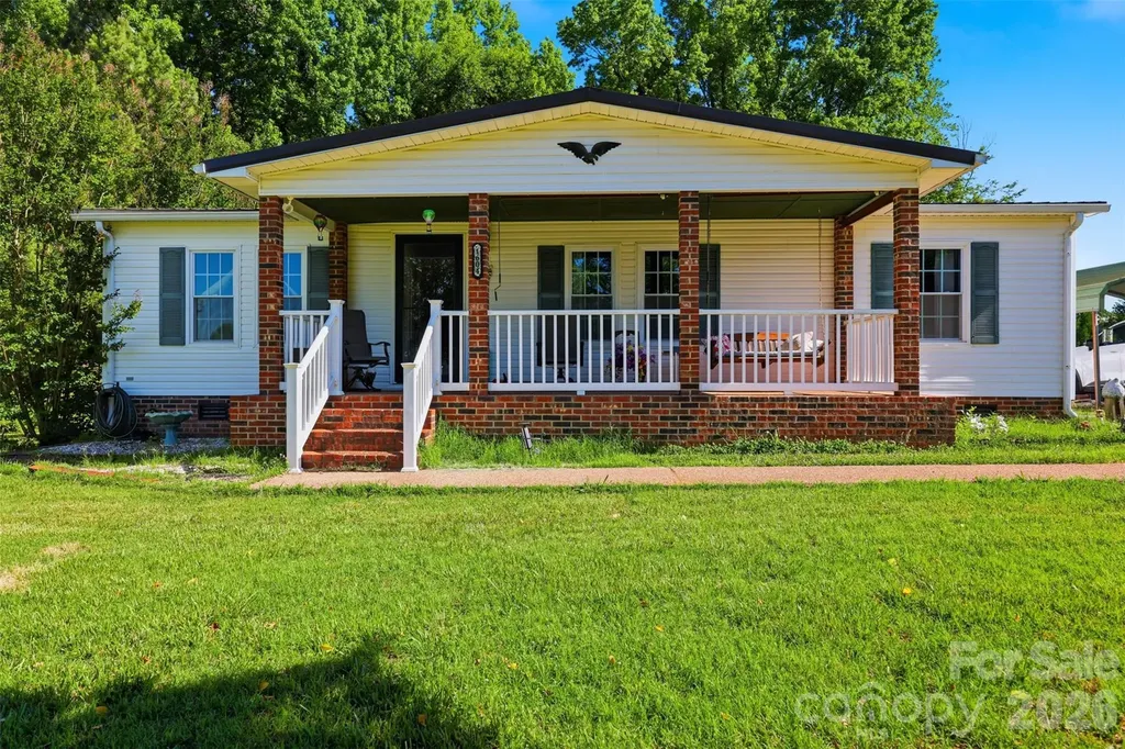 1604 Sugarfarm Road Catawba NC 28609