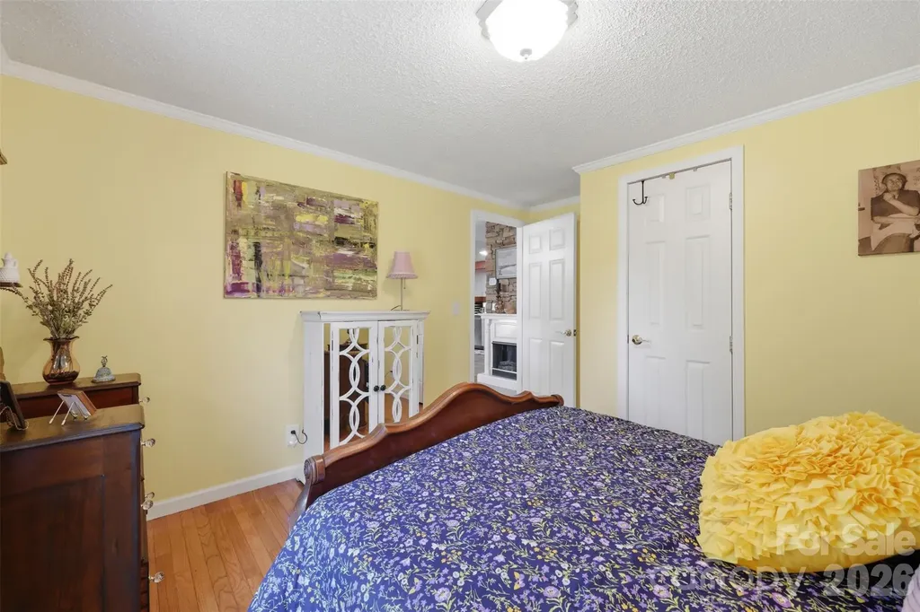 1604 Sugarfarm Road Catawba NC 28609