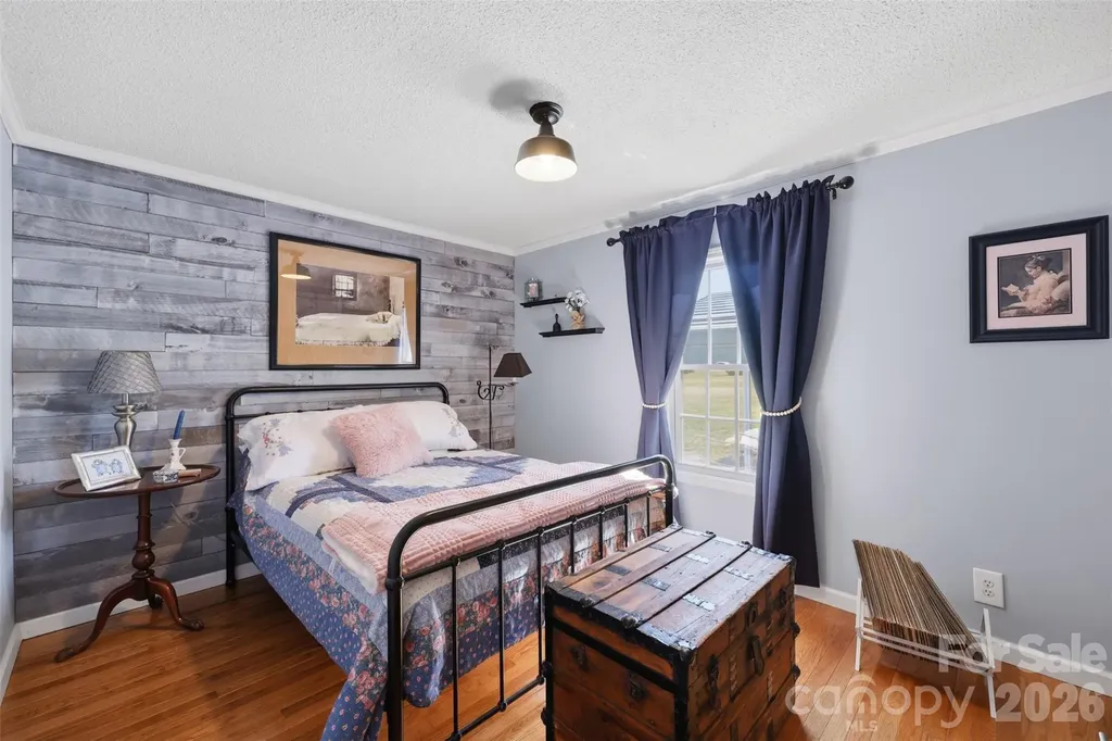 1604 Sugarfarm Road Catawba NC 28609