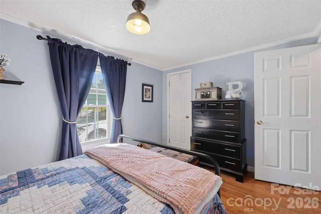 1604 Sugarfarm Road Catawba NC 28609