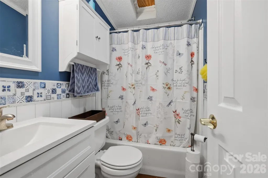 1604 Sugarfarm Road Catawba NC 28609