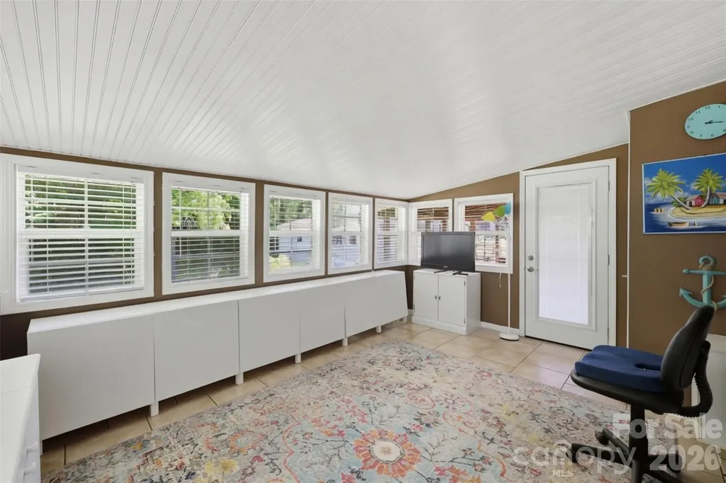 1604 Sugarfarm Road Catawba NC 28609