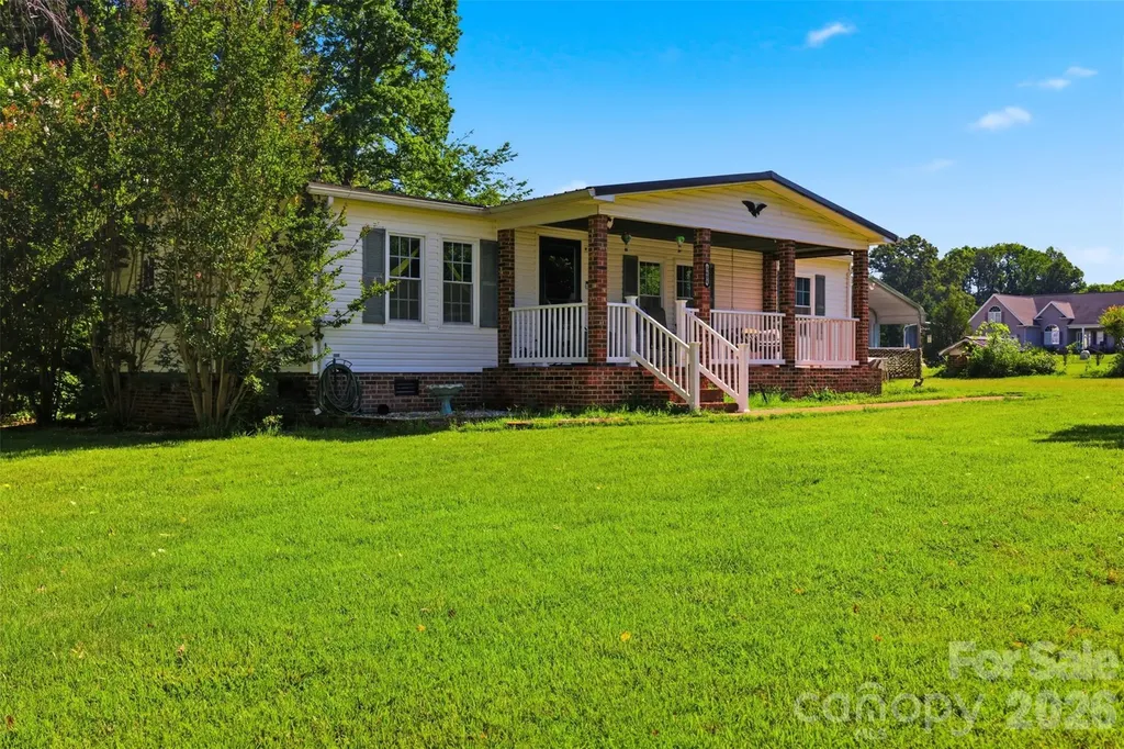1604 Sugarfarm Road Catawba NC 28609