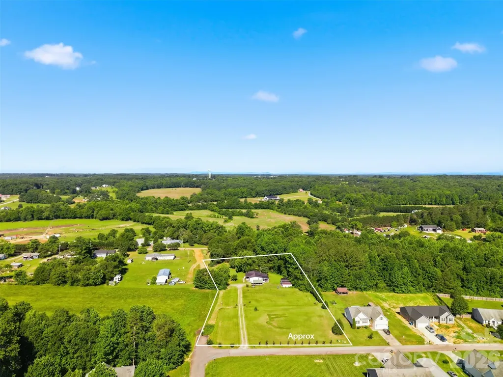 1604 Sugarfarm Road Catawba NC 28609