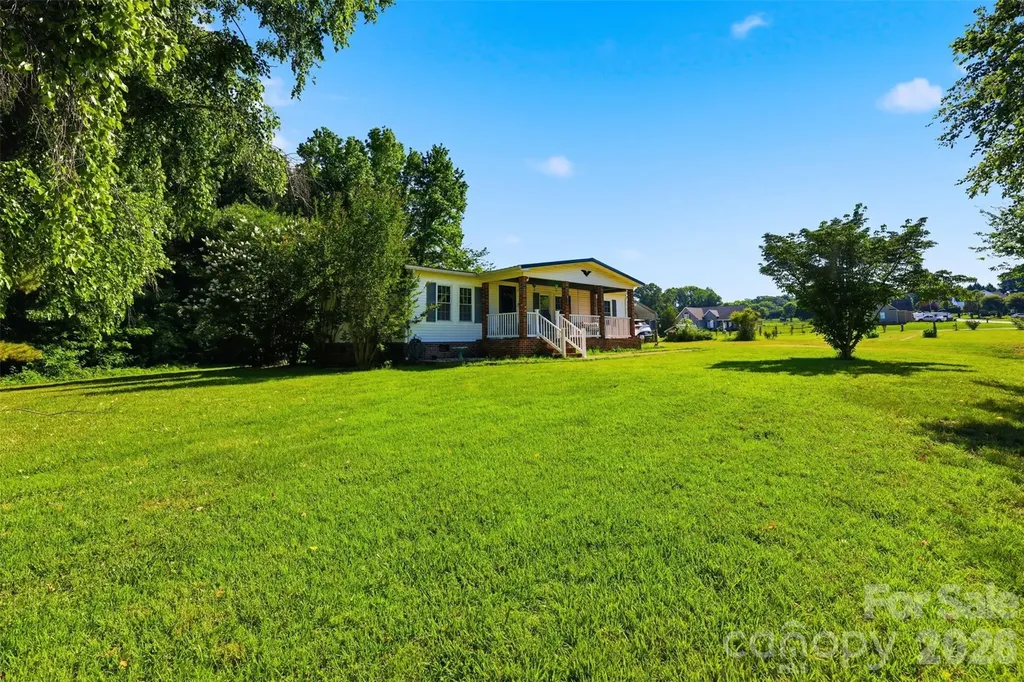 1604 Sugarfarm Road Catawba NC 28609