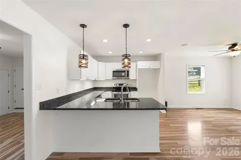 2201 Bow Brook Trail Matthews NC 28104