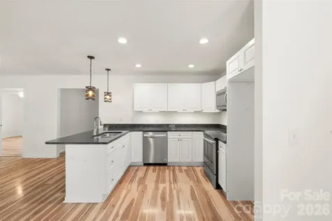 2201 Bow Brook Trail Matthews NC 28104