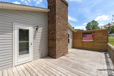 2201 Bow Brook Trail Matthews NC 28104