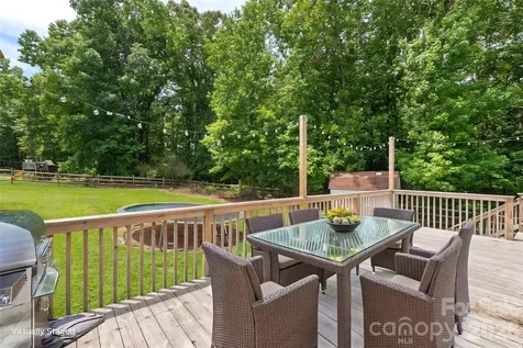 2201 Bow Brook Trail Matthews NC 28104