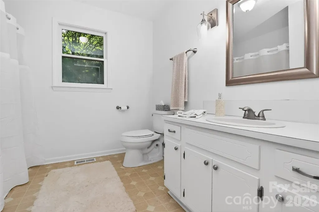 18032 Barnhardt Road Davidson NC 28036