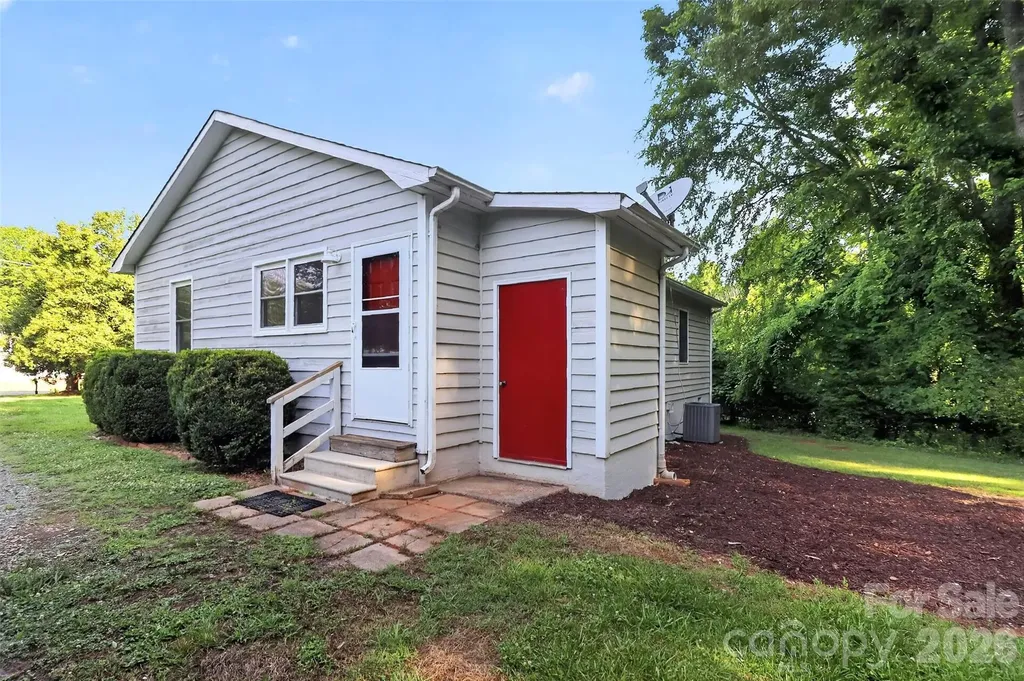 18032 Barnhardt Road Davidson NC 28036