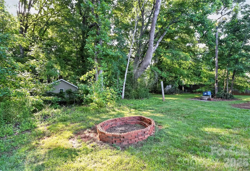 18032 Barnhardt Road Davidson NC 28036