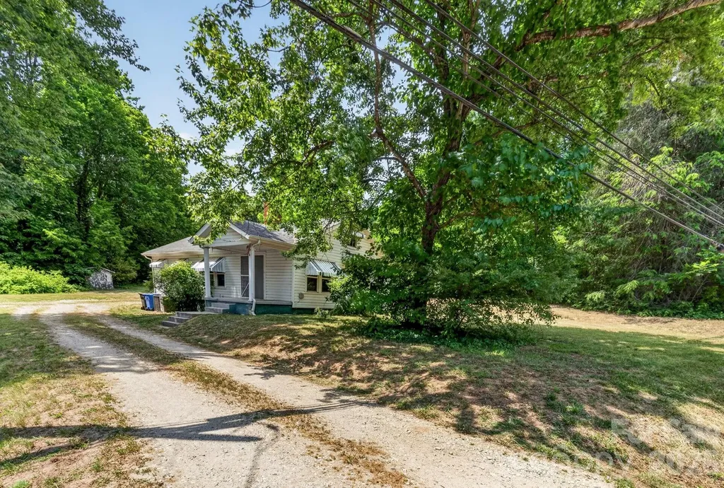 540 W Park Avenue Mooresville NC 28115