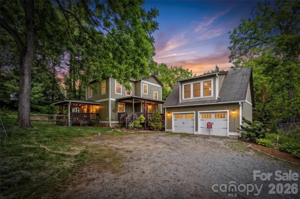 5 Fieldtop Lane Arden NC 28704