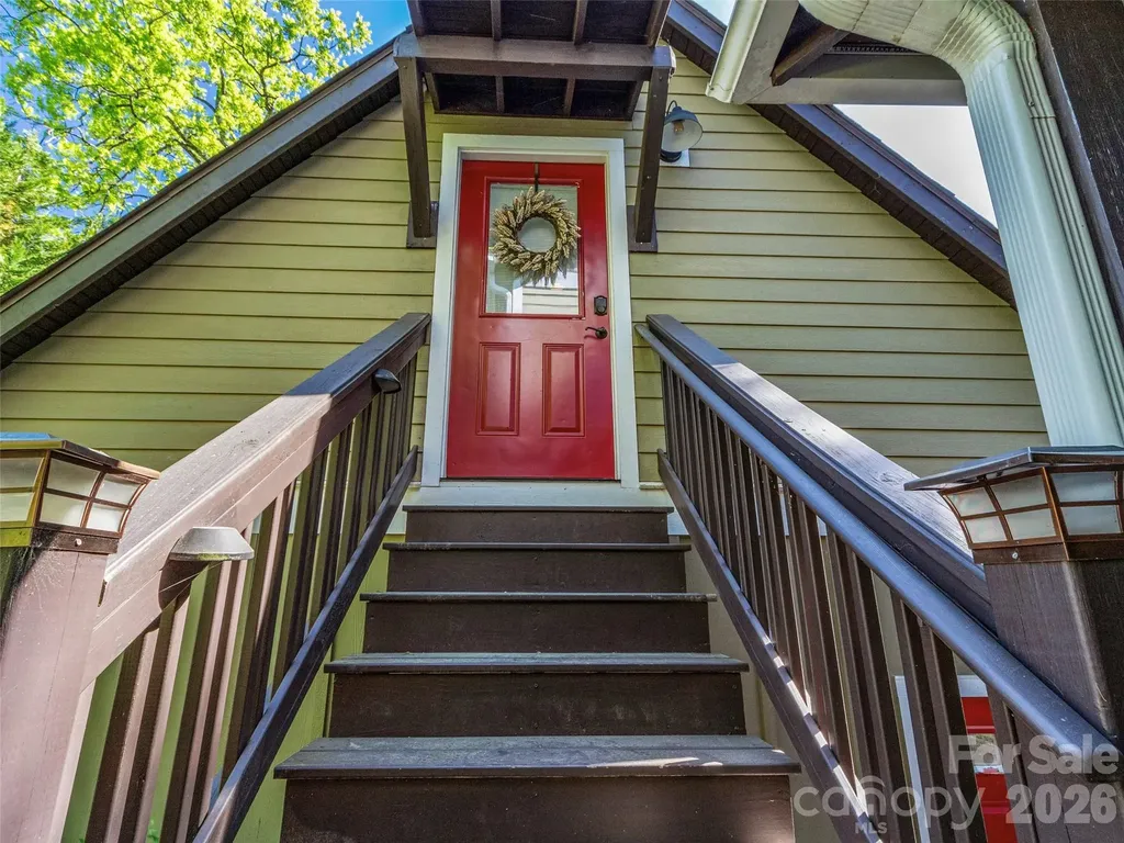 5 Fieldtop Lane Arden NC 28704