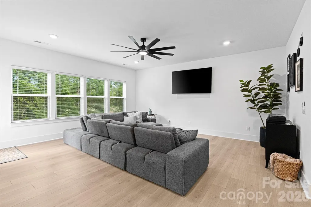 121 Tangle River Drive Statesville NC 28677