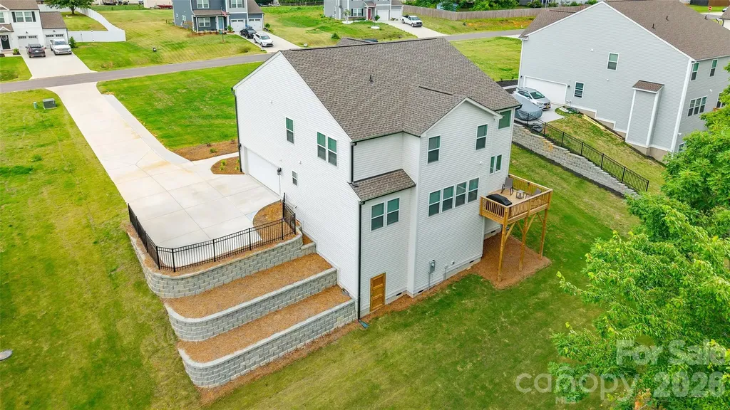 121 Tangle River Drive Statesville NC 28677