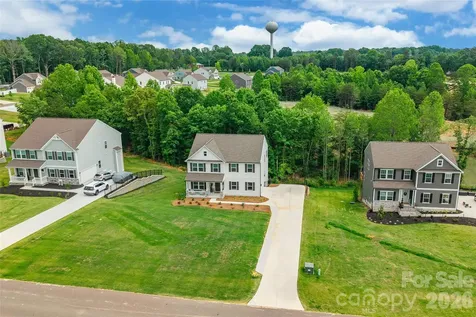 121 Tangle River Drive Statesville NC 28677
