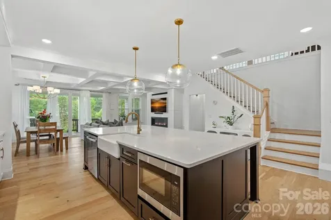 165 Little Indian Loop Mooresville NC 28117