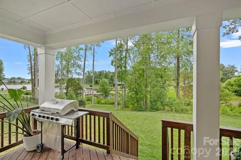 165 Little Indian Loop Mooresville NC 28117